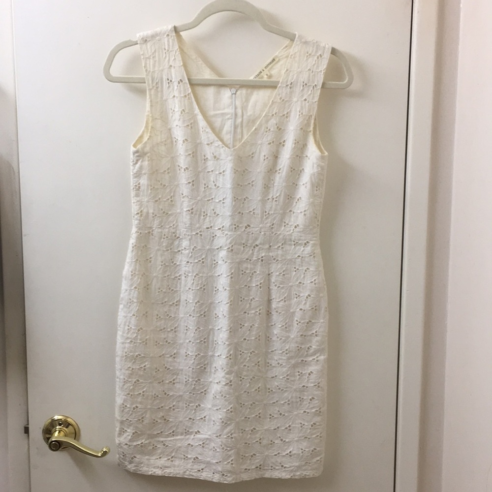 Beautiful sleeveless dress